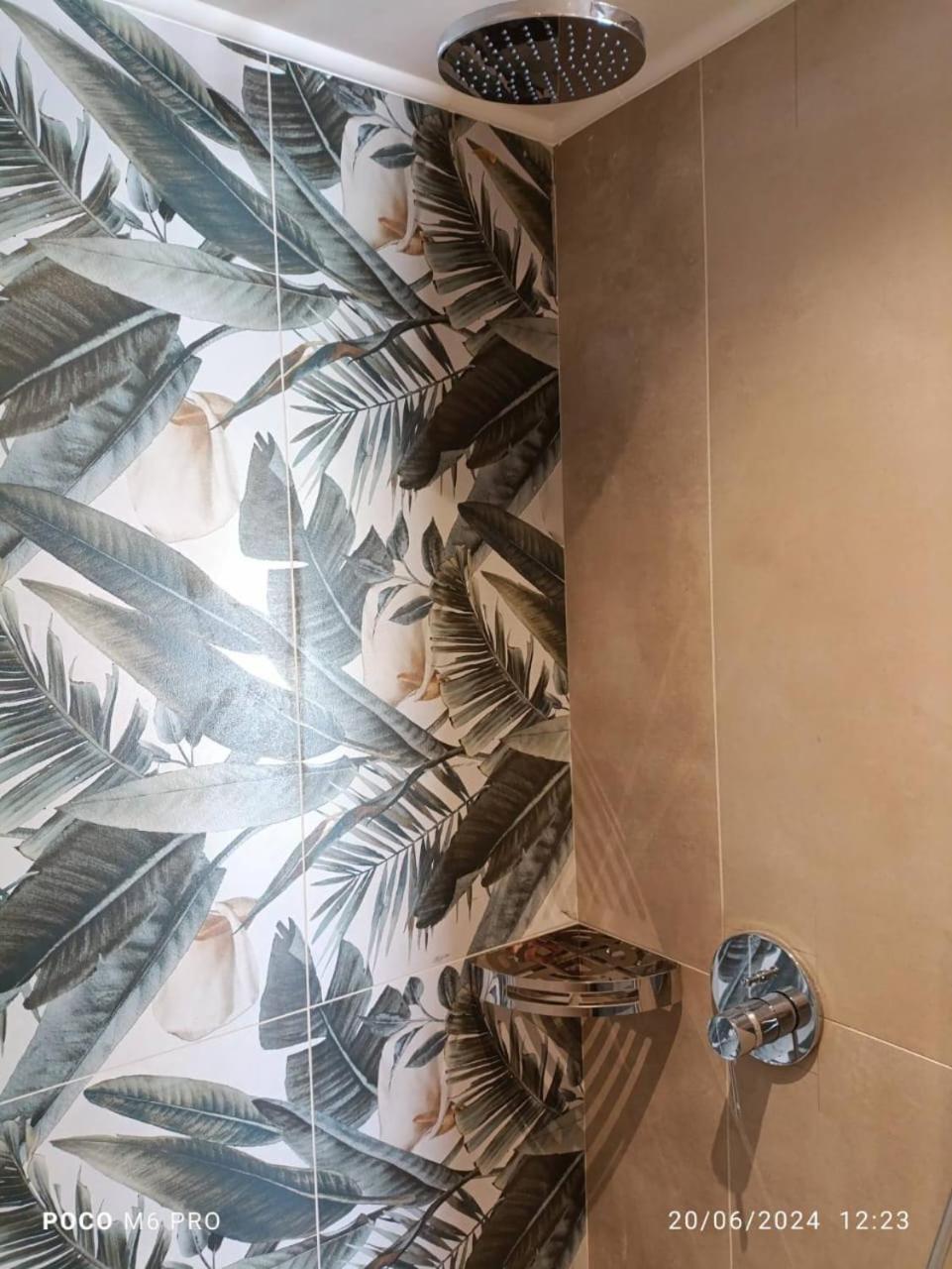 Marea Luxury Suites - Tramontana Korithion Luaran gambar